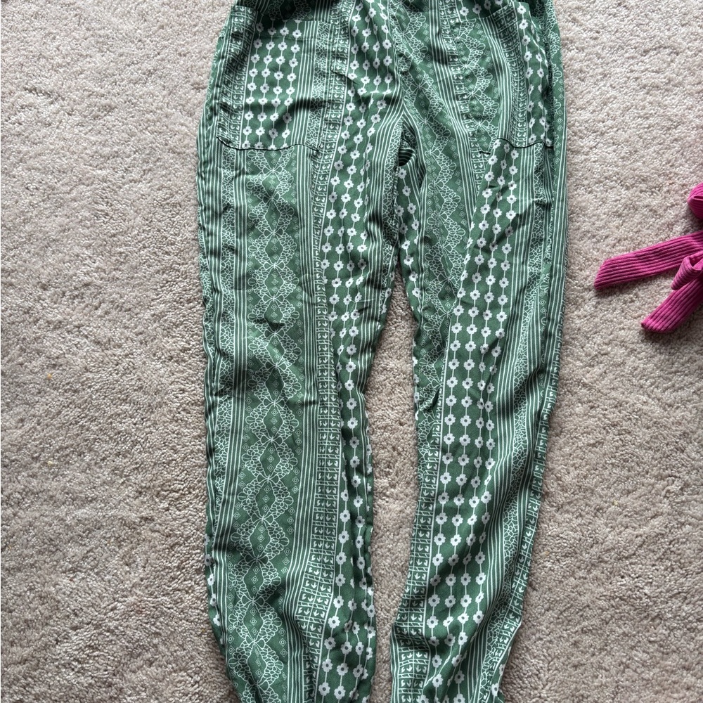 SHEIN Green Track Pants with Ribbed Detail
